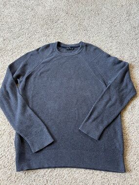 Banana republic men’s sweater